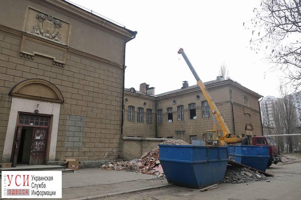 Министр обороны: на территории Одесского гарнизона построят еще 400 квартир для военнослужащих «фото»