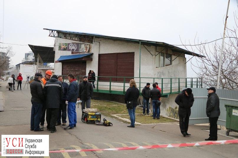 В Черноморске попытались снести кафе одного из организаторов пикета под ОГА (фото) «фото»