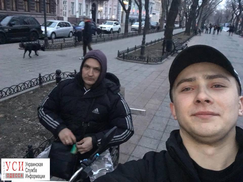 Экс-лидер одесского “Правого сектора” и владелец “велокофейни” подрались (фото) «фото»