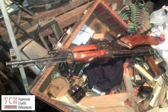 Полицейские под Одессой обнаружили арсенал огнестрельного оружия (фото) «фото»
