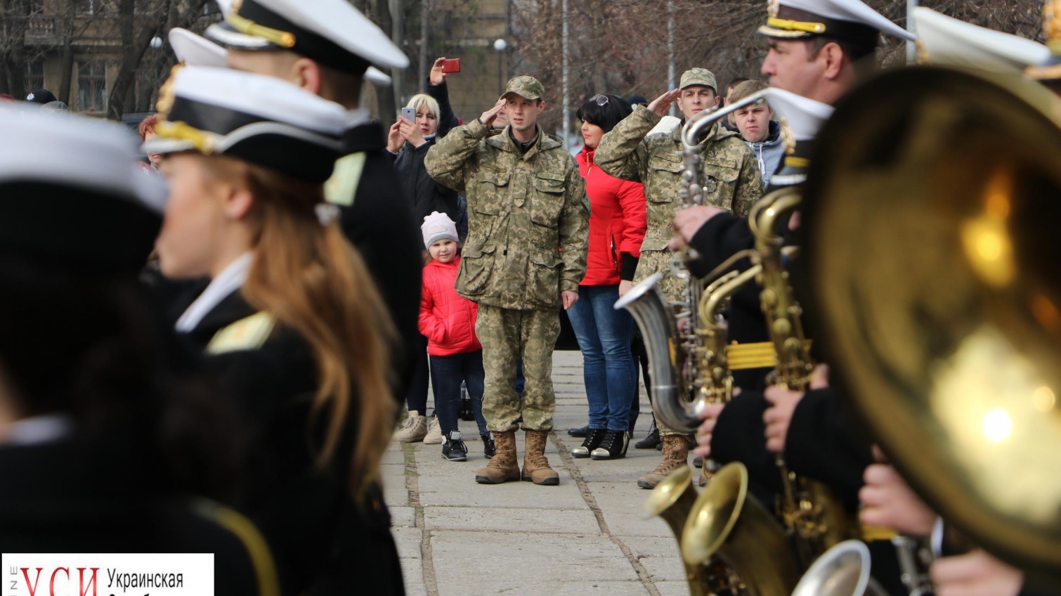 День украинского добровольца в Одессе: возложение цветов и концерт (фото) «фото»
