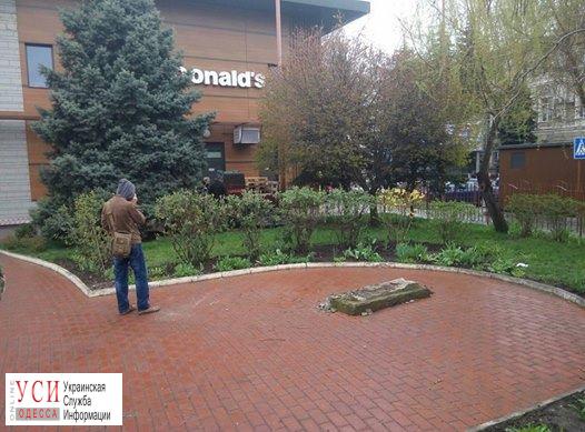 Памятник солдатам Гражданской войны убрали с Привокзальной площади (фото) «фото»