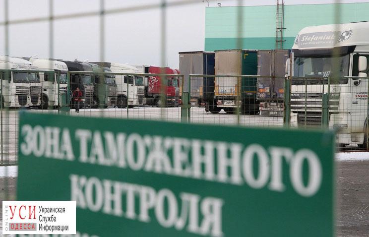 Крупные сети магазинов техники растамаживали в Одессе китайские радиаторы по заниженной цене «фото»