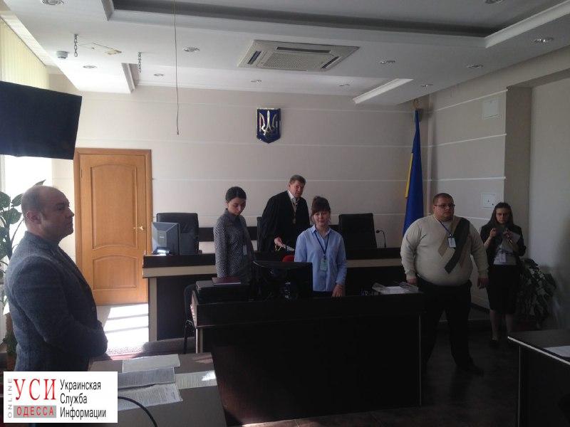 Судья Глуханчук отказался вести дело прокурора-убийцы «фото»