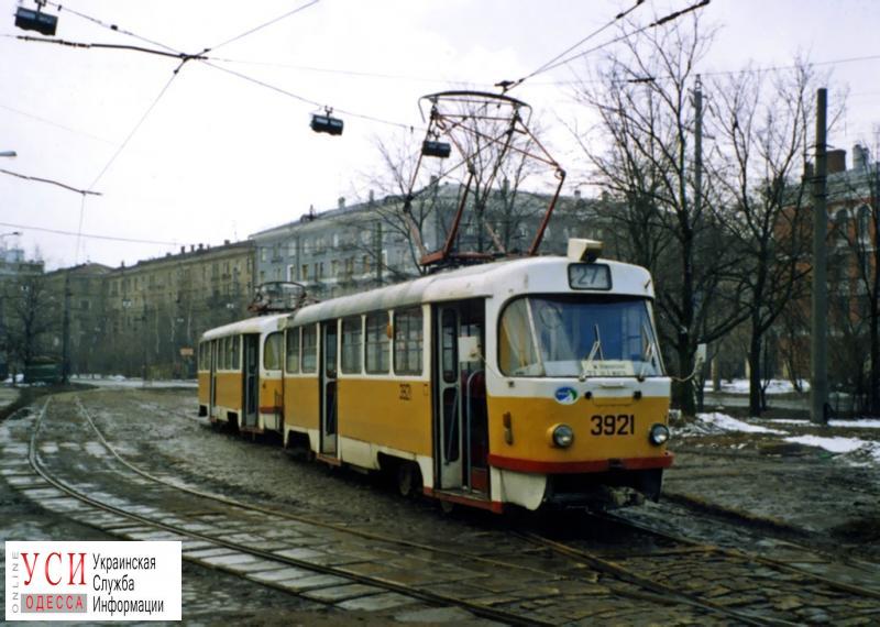В Одессе из-за непогоды остановился трамвай в Черноморке «фото»