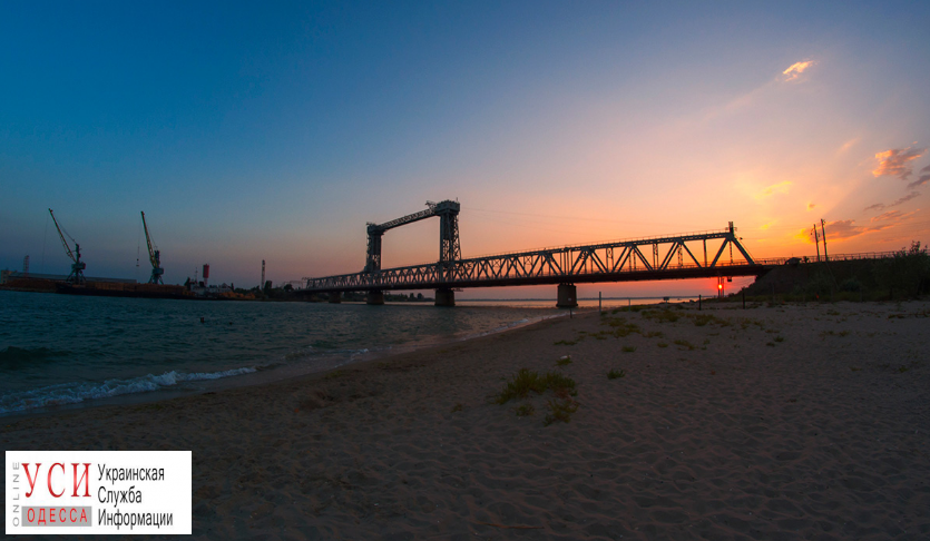 Мост в Затоке будут поднимать только по ночам, чтобы не создавать пробок «фото»