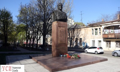 В Одессе восстановили памятник советскому маршалу (фото) «фото»