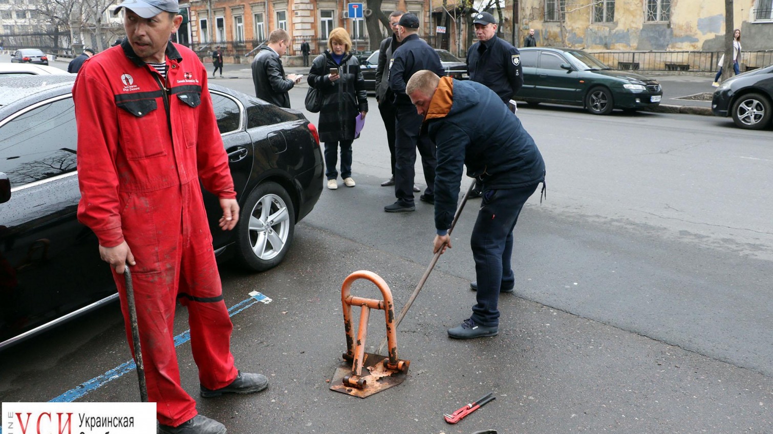 В Одессе демонтируют юнипаркеры (фото) «фото»