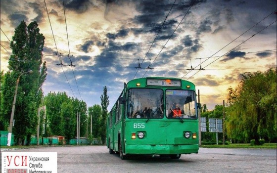 Одесса: троллейбусы и автобусы списывают на металлолом usionline.com Одесса: троллейбусы и автобусы списывают на металлолом «фото»