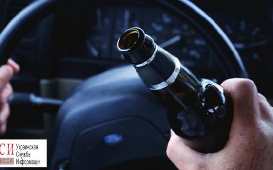 В Одессе пьяный водитель элитного авто протаранил четыре машины «фото»