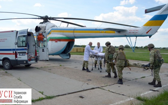 Одесские пограничники учились вертолетами эвакуировать раненных (фото) «фото»