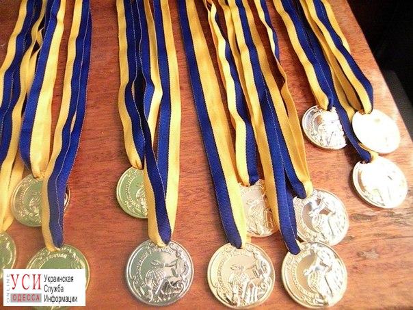 В одесских школах растет число медалистов «фото»
