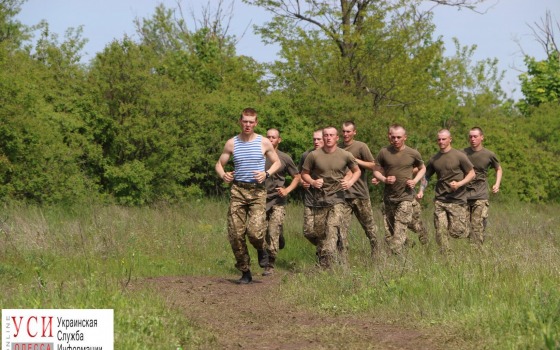 В Одессе призывников тренируют в полевых условиях (фото) «фото»