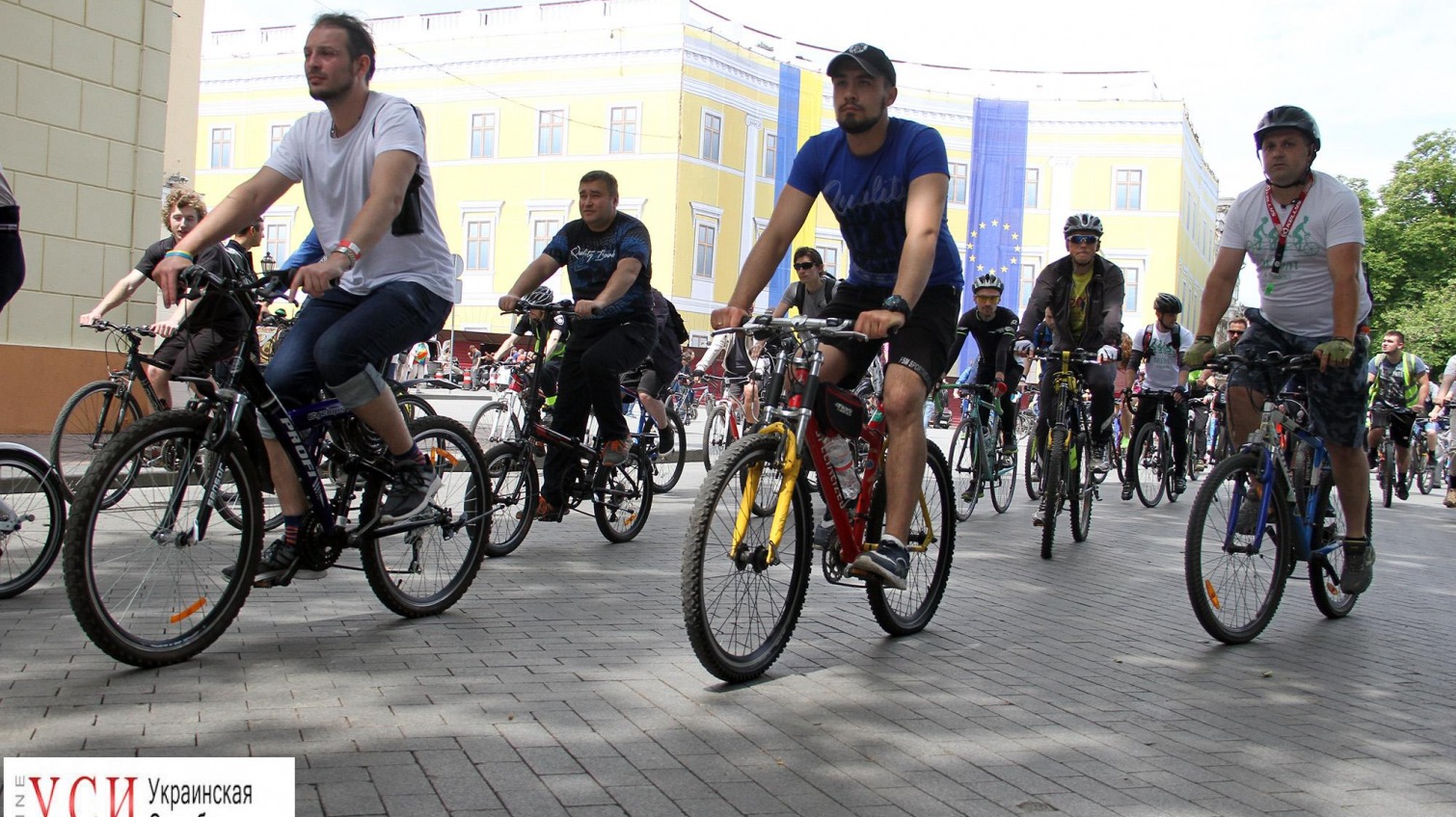 В Одессе прошли сразу два велозаезда для взрослых и детей (фоторепортаж) «фото»
