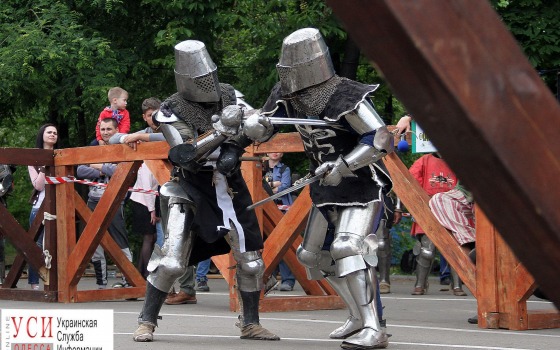 В парке Шевченко проходит средневековый фестиваль “Пороховая башня” (фото) «фото»