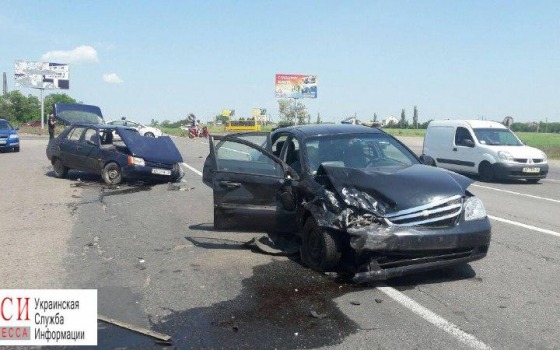 Авария под Одессой: пострадали четыре человека (фото) usionline.com Авария под Одессой: пострадали четыре человека (фото) «фото»