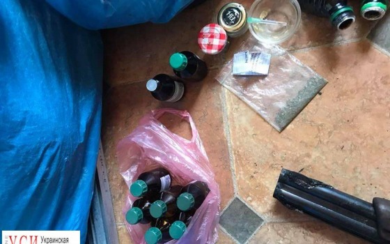 В Одессе провели обыск у вооруженных наркоманов (фото) «фото»