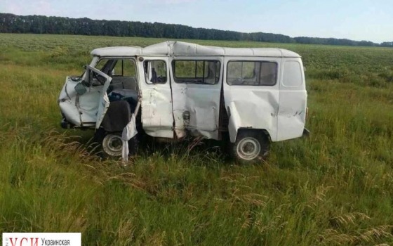 Водитель УАЗа попал под поезд на Одесской железной дороге (фото) «фото»