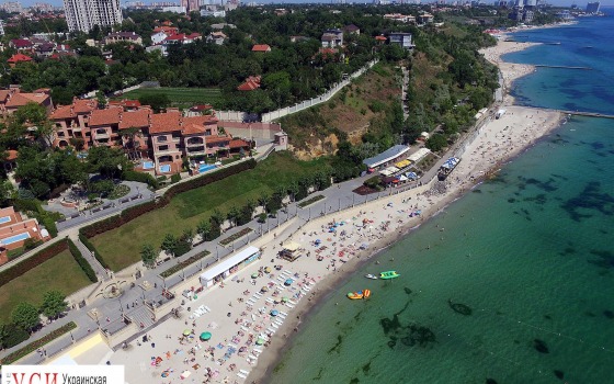 Лето в Одессе: пляжи практически пустуют (фоторепортаж) «фото»