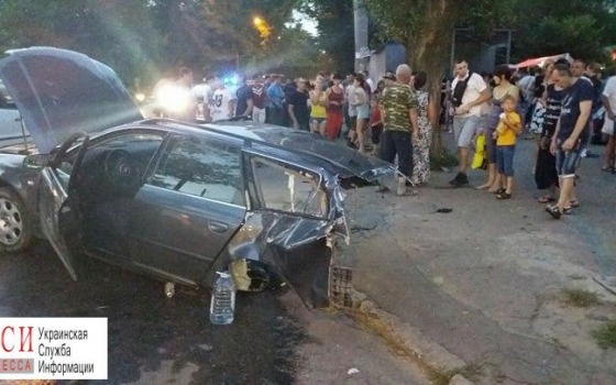 Авария на поселке Котовского: машину разорвало пополам «фото»