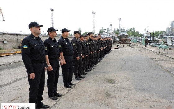 Пограничники почтили память погибших на взорванном одесским террористом катере (фото) usionline.com Пограничники почтили память погибших на взорванном одесским террористом катере (фото) «фото»