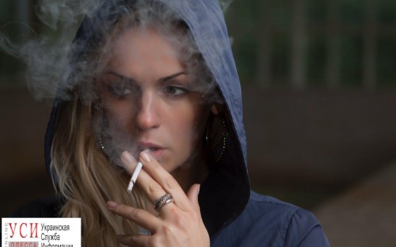 К сведению одесситов: запустили горячую линию для помощи курильщикам «фото»