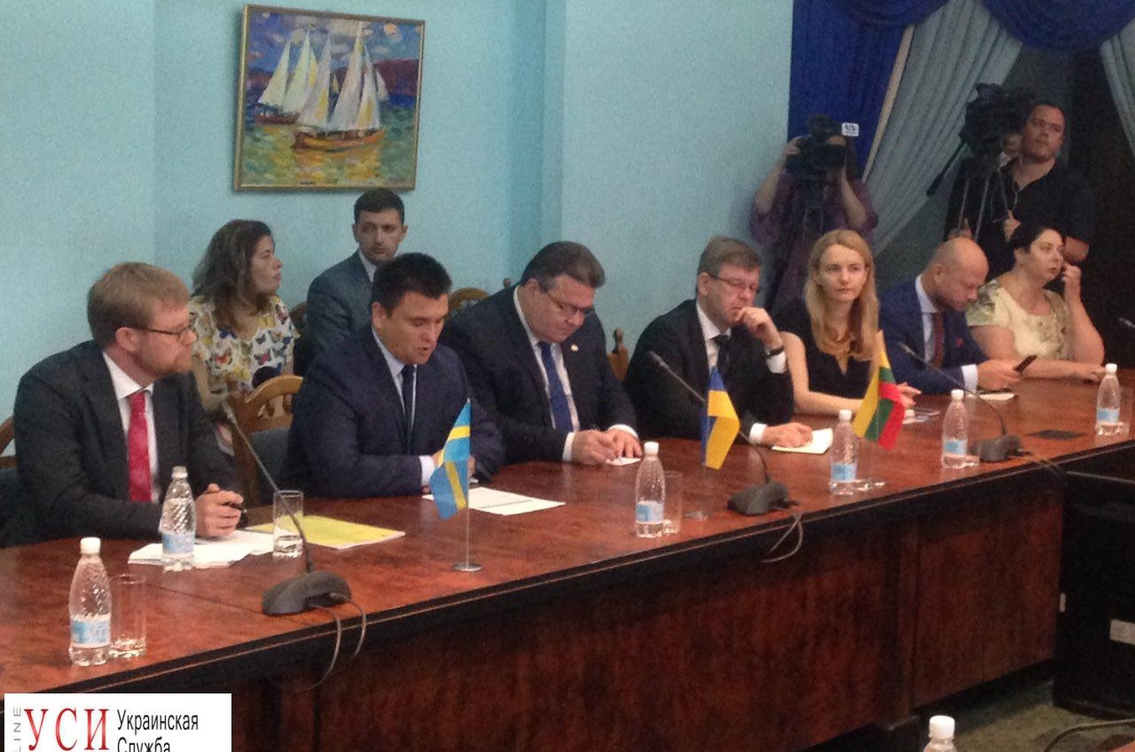 Главы МИД Швеции, Литвы и Украины прибыли в Одессу с официальным визитом «фото»
