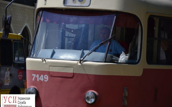 Водителей и кондукторов городского электротранспорта переодели в униформу (фото) «фото»