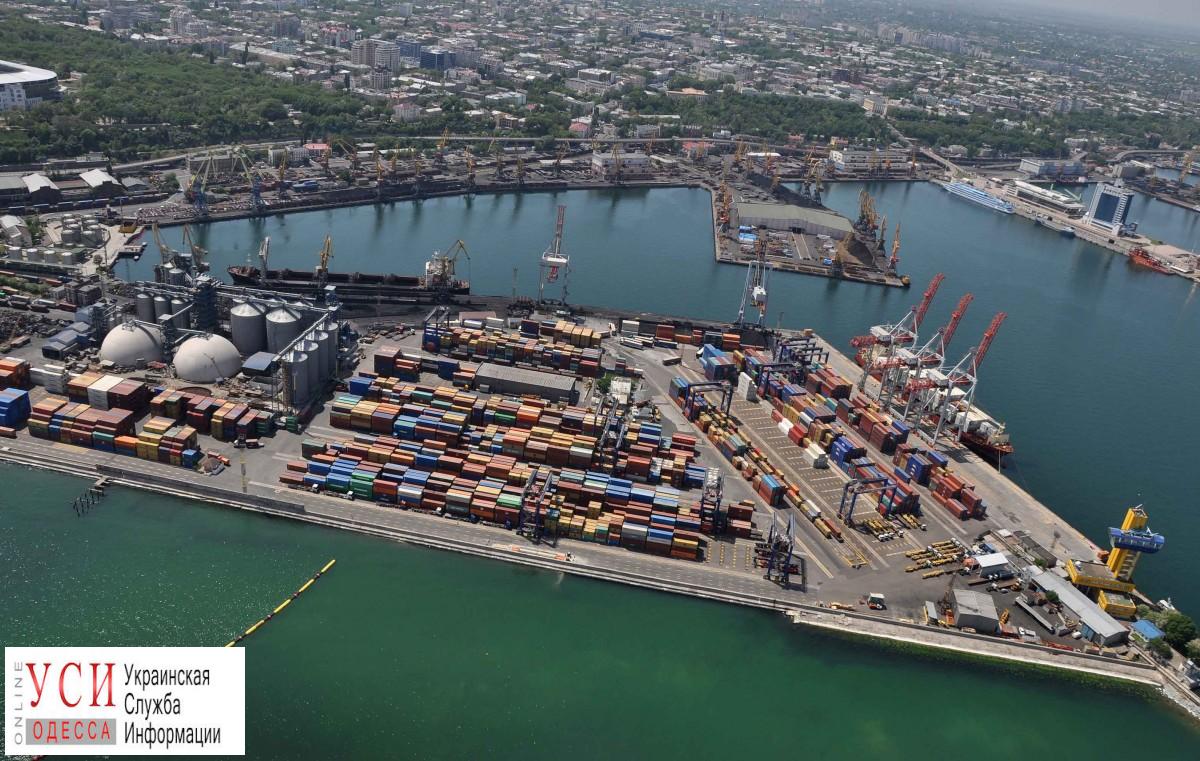 Министр инфраструктуры: порт Черноморска должен стать контейнерно-зерновым хабом страны «фото»