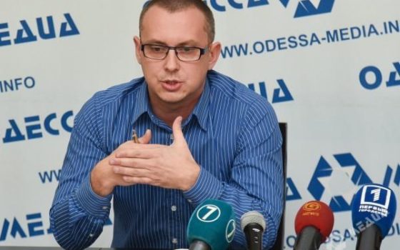 Одесские ЖКС получат 726 миллионов из бюджета, но ремонтировать дома не будут usionline.com Одесские ЖКС получат 726 миллионов из бюджета, но ремонтировать дома не будут «фото»