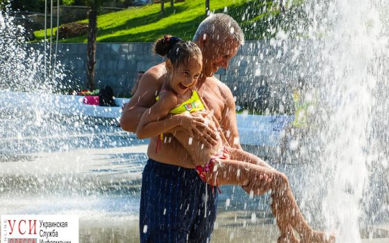 Лето в Одессе: фонтаны на Ланжероне (фоторепортаж) usionline.com Лето в Одессе: фонтаны на Ланжероне (фоторепортаж) «фото»