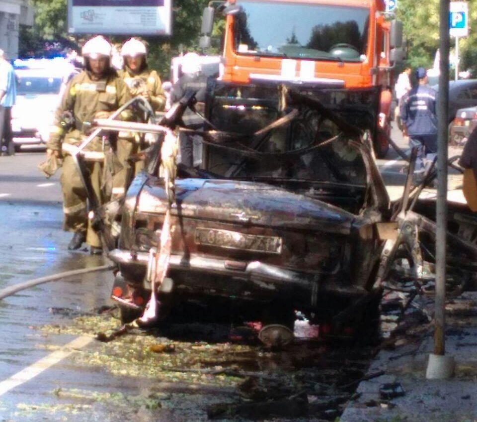 Взрыв автомобиля на Жуковского – это покушение на Гордиенко, – активисты «фото»