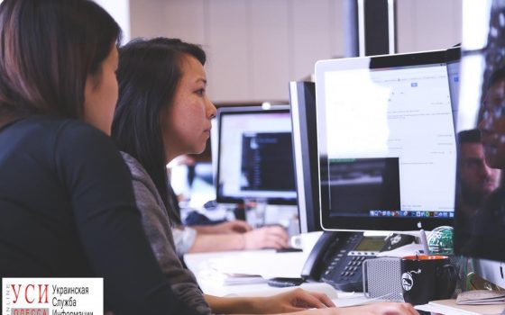 Электронные заявления сотен абитуриентов аннулировали «фото»