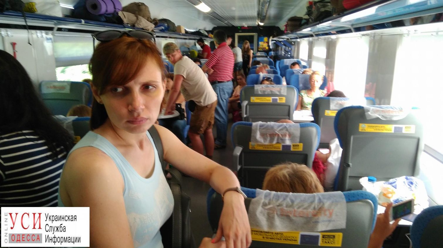 Из-за неисправности поезда 200 пассажиров ехали из Одессы в Киев стоя (фото) «фото»