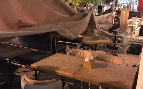 Полгода после ремонта: в очередной раз обрушился фасад одесского памятника архитектуры (фото) «фото»