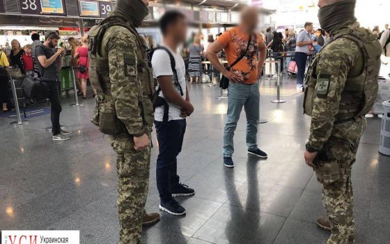 Одесский студент обеспечивал Китай “живым товаром” (фото) «фото»