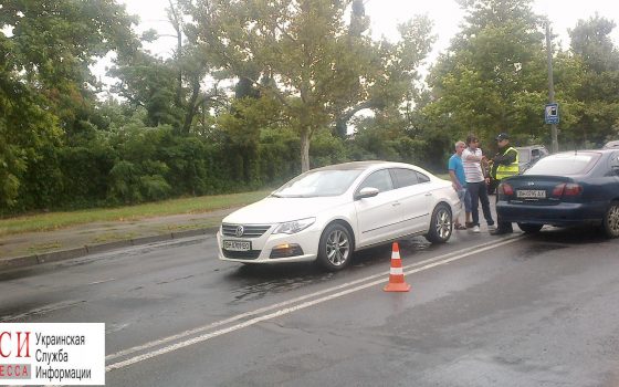 Пробка в обе стороны: на Краснова столкнулись 4 авто (фото) «фото»