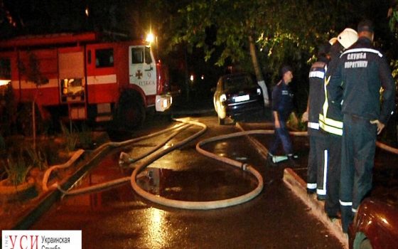 На Таирова снова эвакуировали людей из-за пожара в многоэтажке (фото, видео) «фото»