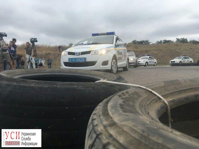 Полицейские гонки: под Одессой соревновались в скоростном маневрировании (фото, видео) «фото»