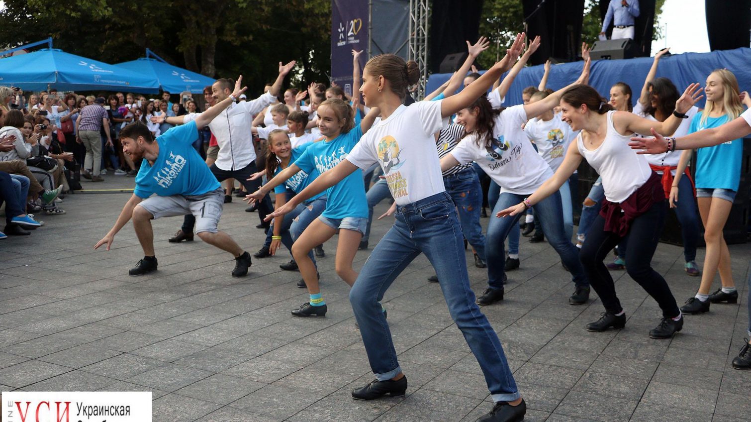 Отчеканили у Дюка: в Одессе открылся фестиваль чечетки (фото) «фото»