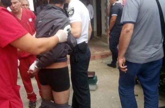 В Одессе иностранец напал на полицейского: правоохранитель выстрелил из травмата usionline.com В Одессе иностранец напал на полицейского: правоохранитель выстрелил из травмата «фото»