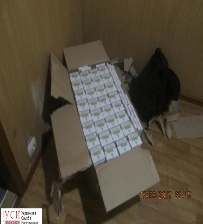 В Одесской области поймали контрабандистов, которые переправляли сигареты по лиману (фото) «фото»
