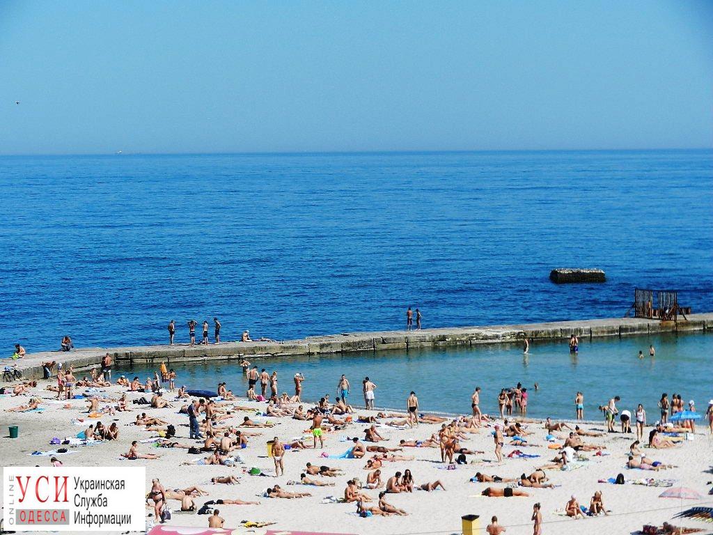 Мэр Одессы передал часть пляжа в районе 10-й Фонтана фирме, занимающейся оптовой торговлей «фото»