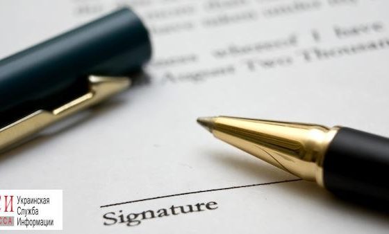 На Старосенной площади списали целое здание «фото»