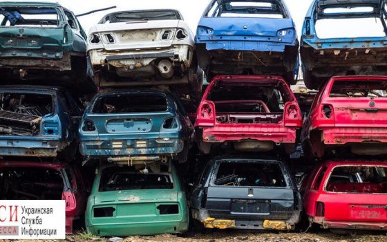 Одесская мэрия списывает 5 машин чиновников: их признали 100% изношенными «фото»