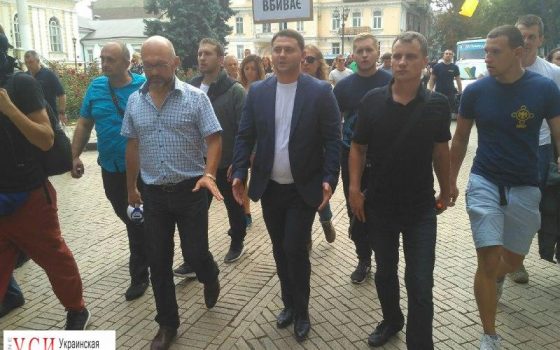 Прокурор: дело о нарушении при тендерных закупках в “Виктории” расследуют «фото»