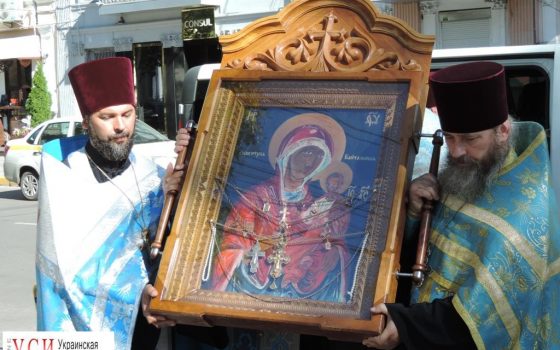 Православная делегация вывезла известную икону из Одесской области в аннексированный Крым usionline.com Православная делегация вывезла известную икону из Одесской области в аннексированный Крым «фото»