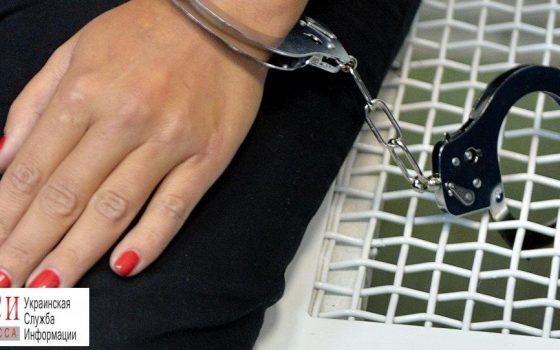 Две чиновницы из департамента экологии задержаны при получении взятки (фото) «фото»