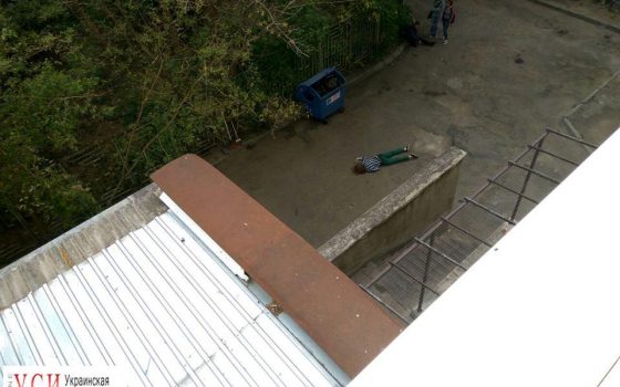 Возле политеха парень выбросился с 9 этажа (фото) «фото»