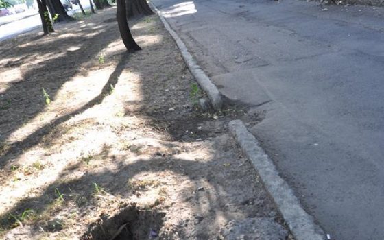 В Одессе образовался свежий провал (фото) «фото»